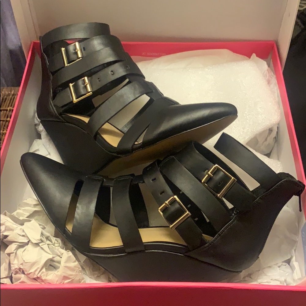 JustFab wedges